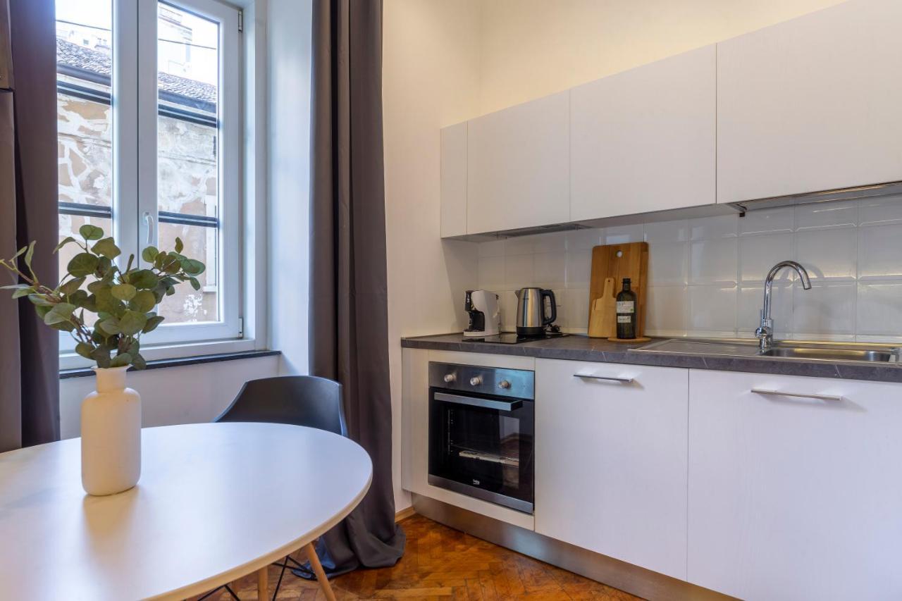 Amazing Studio In The City Center + Wifi Triest Zewnętrze zdjęcie