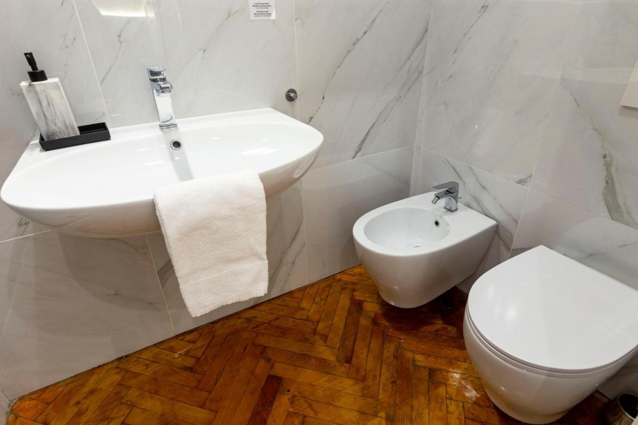 Amazing Studio In The City Center + Wifi Triest Zewnętrze zdjęcie